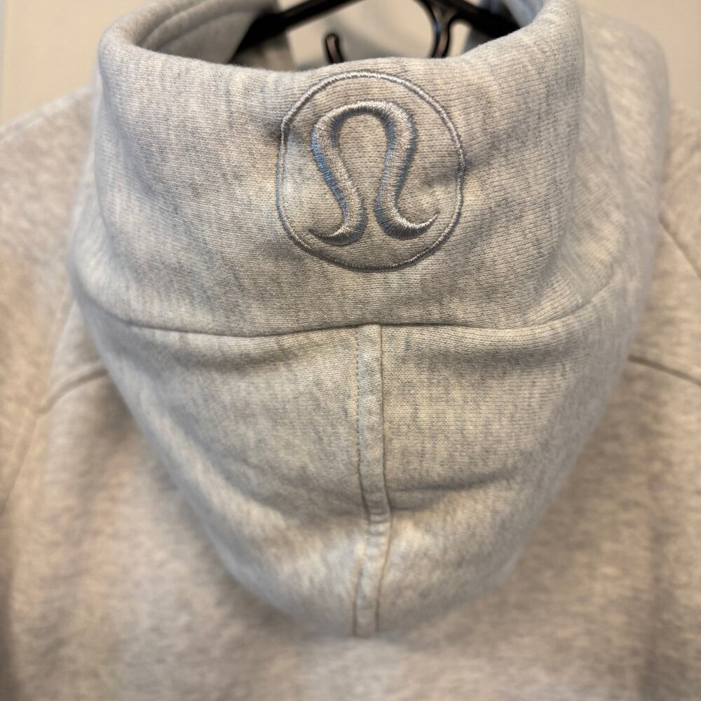lululemon scuba half zip Size M/L - Picture 5 of 5